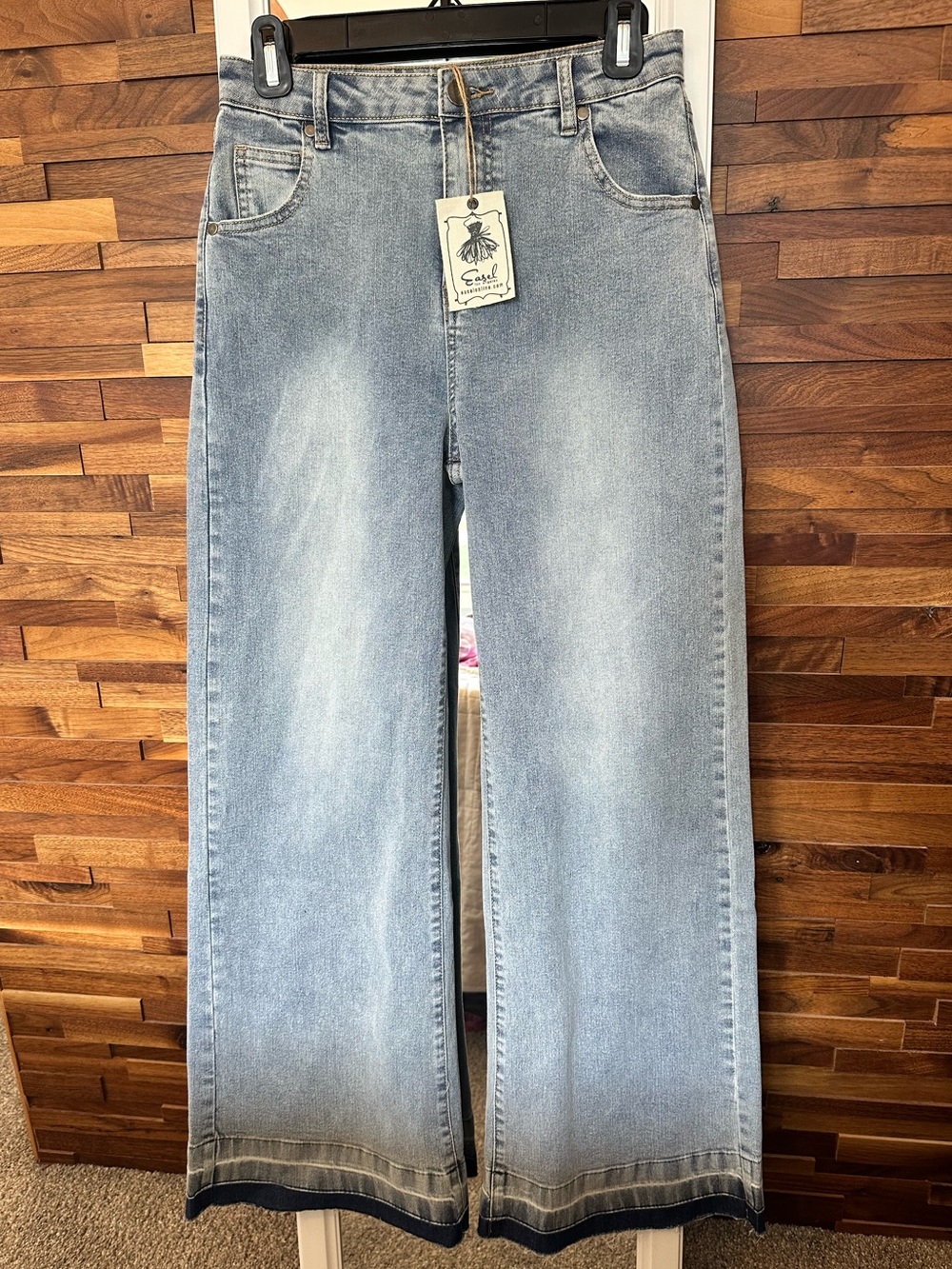 NWT🤍Easel Washed Wide Leg Denim Small
